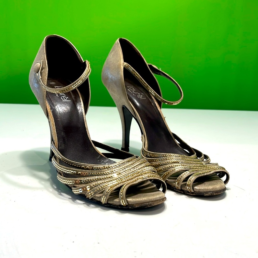 Laurel sandals delicate silvery gold - looks great with formal wear or jeans